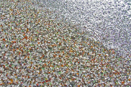 Glass Beach, La plage de verre